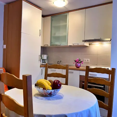 Nevenka By Interhome Appartement *