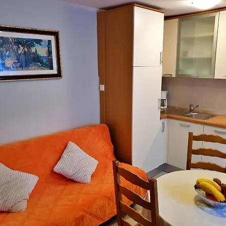 Nevenka By Interhome *