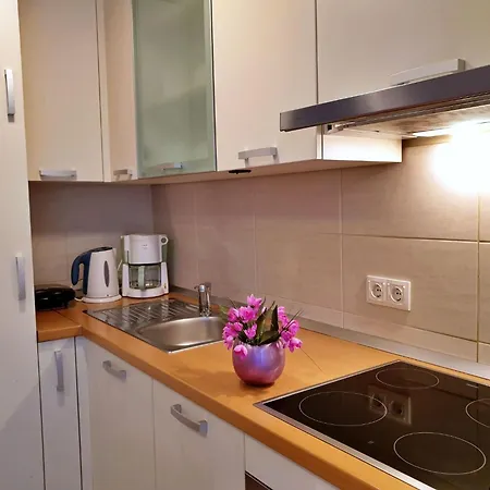 Nevenka By Interhome