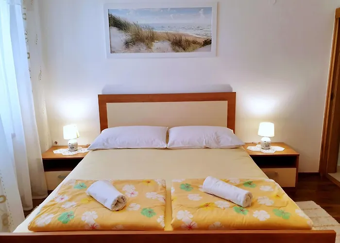 Nevenka By Interhome * Šilo